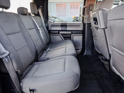 Used 2020 Ford F150 XLT image 12