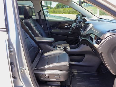 Used 2019 GMC Terrain Denali w/ Advanced Safety Package FWD image 9