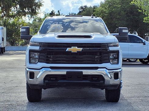 Used 2024 Chevrolet Silverado 3500 W/T w/ WT Convenience Package AWD/4WD image 2
