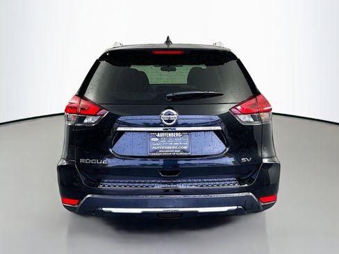 Used 2018 Nissan Rogue SV FWD image 6