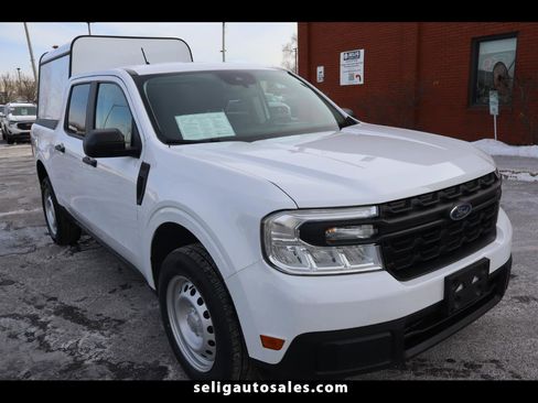 Used 2023 Ford Maverick XL image 1