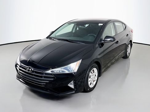 Used 2019 Hyundai Elantra SE w/ Cargo Package image 4