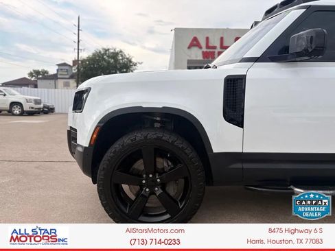 Used 2020 Land Rover Defender 110 SE AWD/4WD image 4
