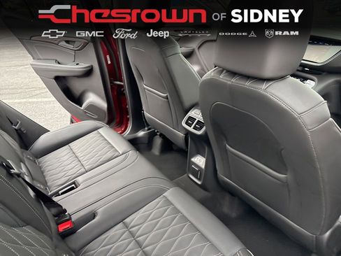 Used 2023 Buick Envision Avenir image 27