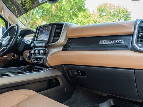 Used 2020 RAM 1500 Big Horn AWD/4WD image 47