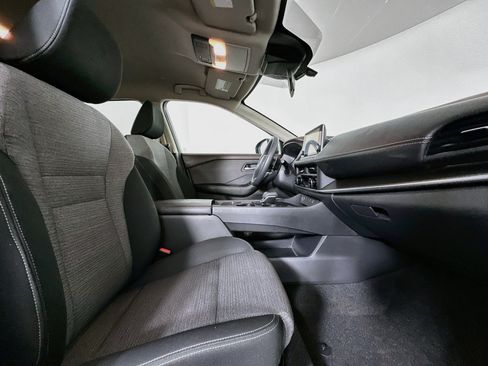 Used 2023 Nissan Rogue SV FWD image 30