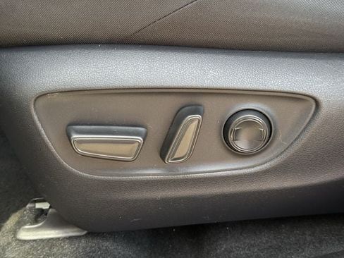 Used 2022 Toyota RAV4 SE AWD/4WD image 27