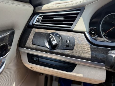 Used 2014 BMW 740i RWD image 34