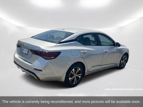 Used 2022 Nissan Sentra SV w/ Trunk Package FWD image 6