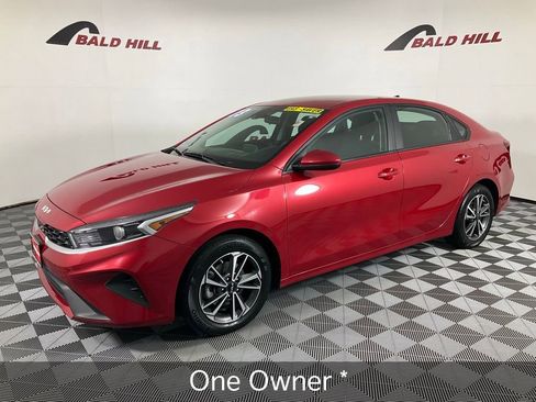 Certified 2023 Kia Forte LXS image 4