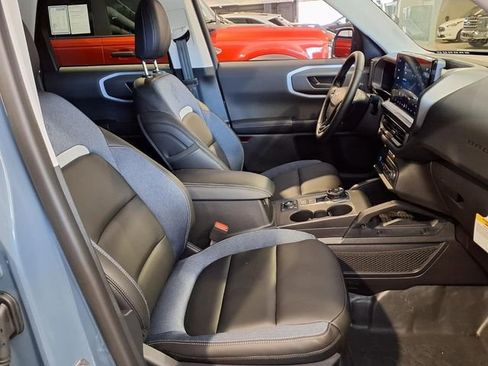 Used 2025 Ford Bronco Sport Outer Banks w/ Sasquatch Outer Banks Package AWD/4WD image 29