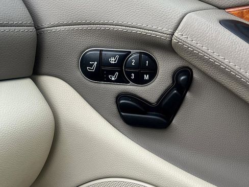 Used 2009 Mercedes-Benz SL 550 image 20