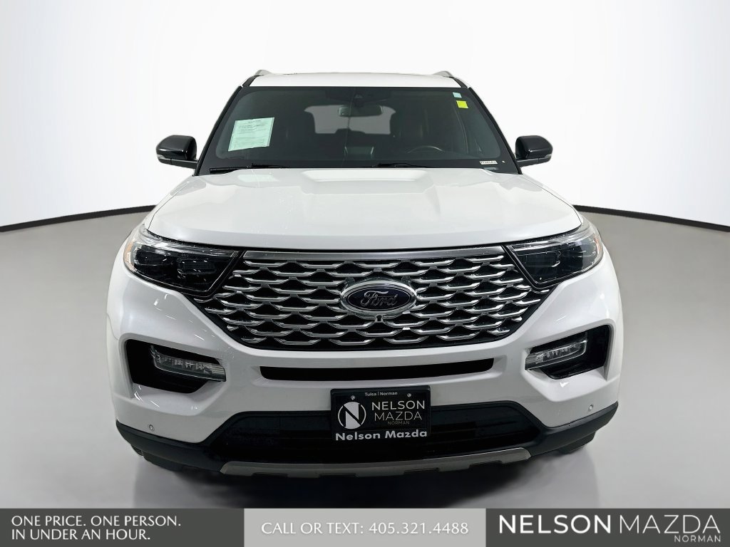 Used 2023 Ford Explorer Platinum w/ Technology Package AWD/4WD image 2