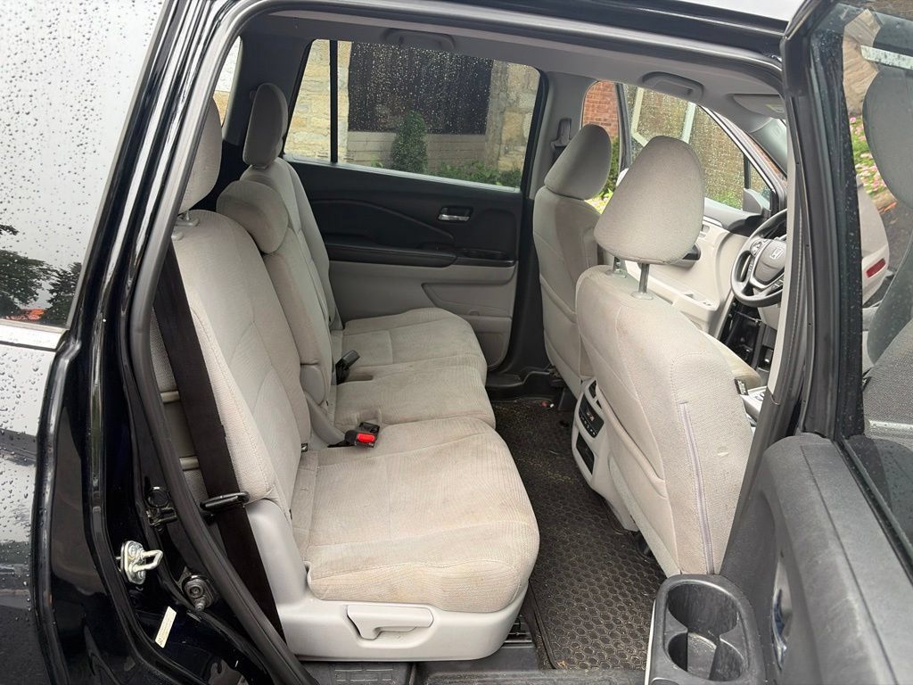 Used 2016 Honda Pilot EX image 27