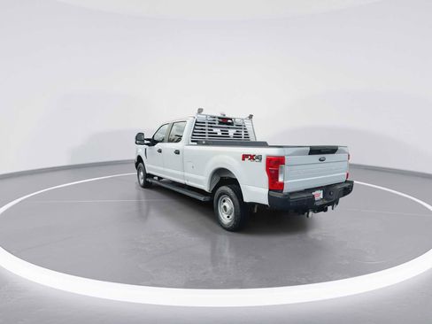 Used 2017 Ford F250 XL w/ Power Equipment Group image 6