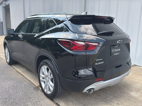 Used 2019 Chevrolet Blazer LT w/ Sun and Wheels Package FWD image 6