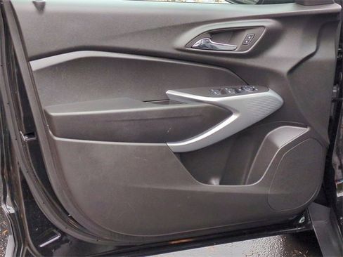 Certified 2024 Chevrolet Trax LS image 20