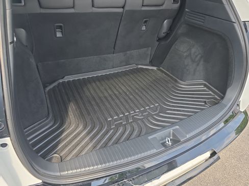 Used 2022 Honda HR-V Sport image 12