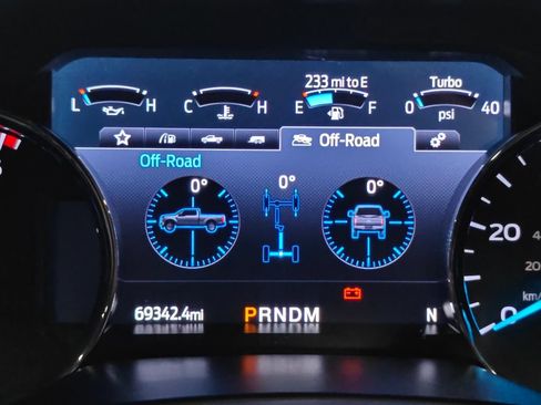 Used 2020 Ford F350 Platinum w/ FX4 Off-Road Package AWD/4WD image 71