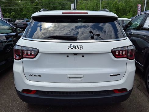 Used 2023 Jeep Compass Latitude AWD/4WD image 6