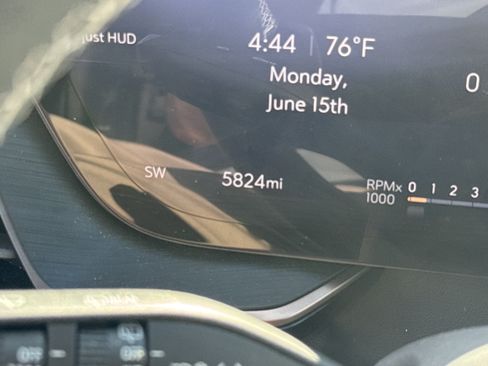 Used 2025 Buick Envision Sport Touring AWD/4WD image 21