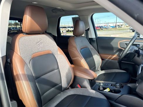 Certified 2024 Ford Bronco Sport Outer Banks w/ Tech Package image 31