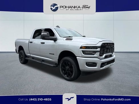 Used 2026 RAM 2500 Big Horn AWD/4WD image 4