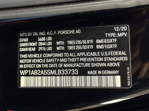 Used 2021 Porsche Macan S AWD/4WD image 29