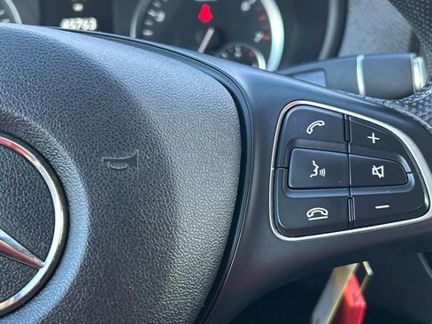 Used 2023 Mercedes-Benz Metris image 22