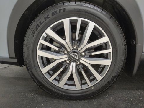 Used 2023 Nissan Kicks SV FWD image 31