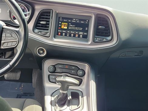 Used 2023 Dodge Challenger SXT RWD image 13