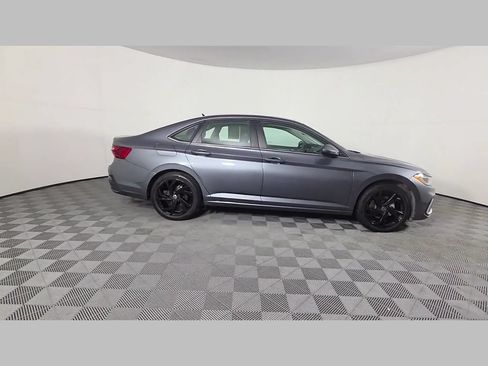 Used 2025 Volkswagen Jetta SE w/ Sunroof Package FWD image 35