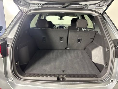 Used 2024 Chevrolet Equinox LS w/ LS Convenience Package AWD/4WD image 18