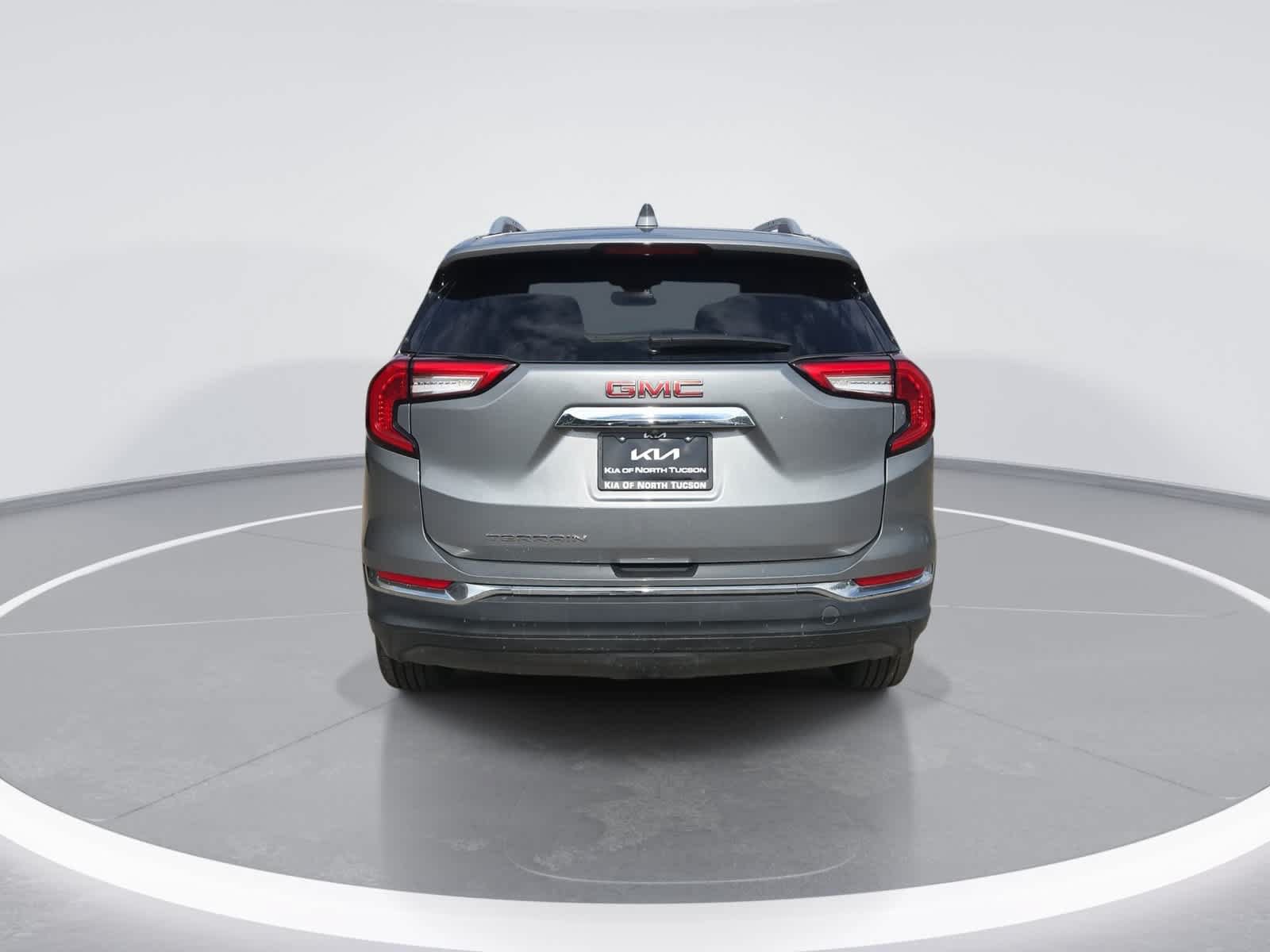 Used 2023 GMC Terrain SLT FWD image 7