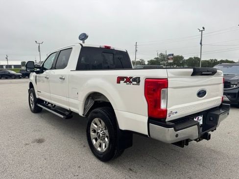 Used 2019 Ford F250 Lariat w/ Lariat Ultimate Package AWD/4WD image 3