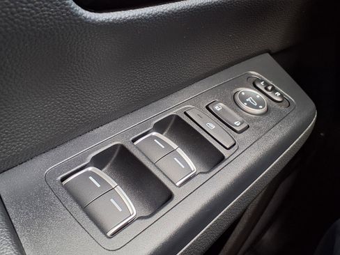 Certified 2025 Honda CR-V EX-L image 11