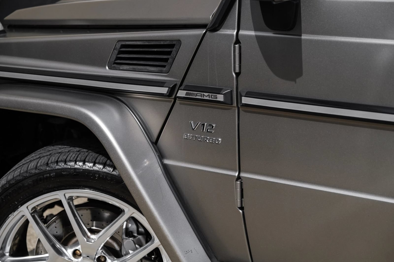 Used 2016 Mercedes-Benz G 65 AMG 4MATIC image 54