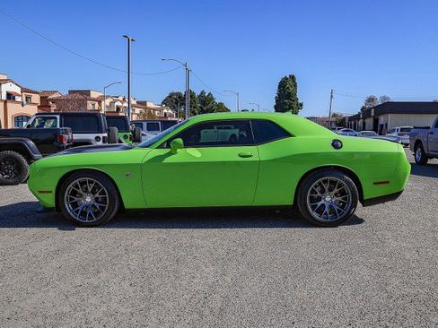 Used 2023 Dodge Challenger R/T Scat Pack w/ Plus Package RWD image 9