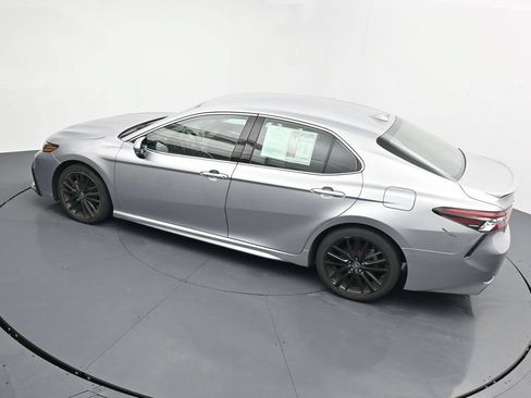 Used 2024 Toyota Camry XSE FWD image 13