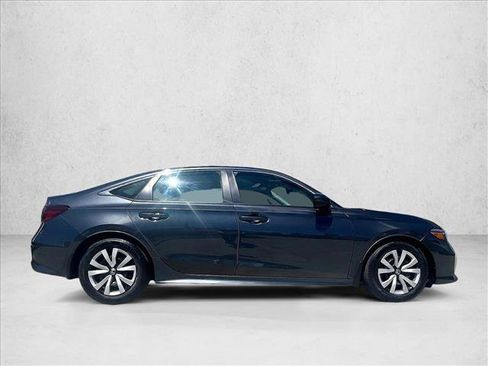 Used 2025 Honda Civic LX image 5