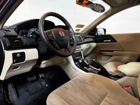 Used 2014 Honda Accord EX image 15