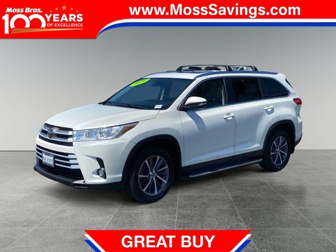 Used 2019 Toyota Highlander XLE FWD image 1