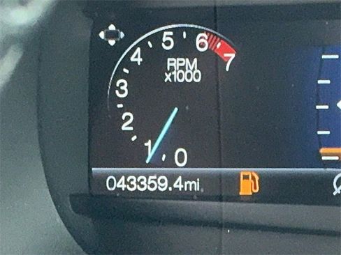 Used 2024 Ford Edge SEL image 25