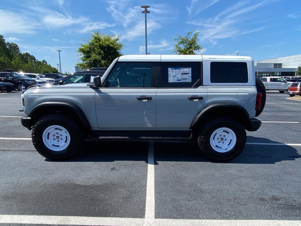 New 2026 Ford Bronco Heritage Edition AWD/4WD image 3