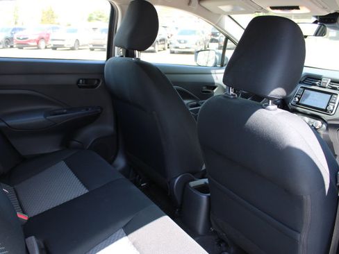 Used 2024 Nissan Versa S w/ Trunk Package FWD image 27