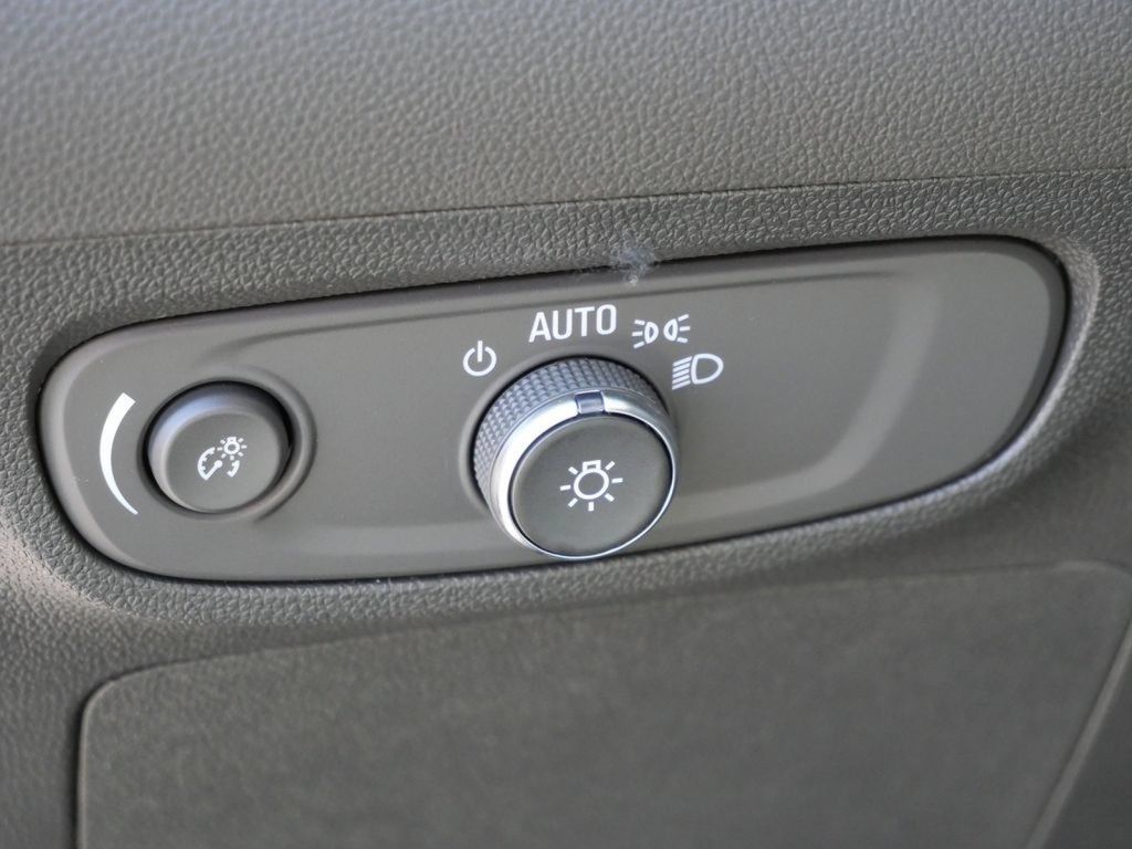 New 2026 Buick Encore GX Preferred w/ Advanced Technology Package AWD/4WD image 42