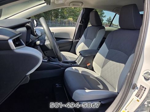 Used 2024 Toyota Corolla LE FWD image 9