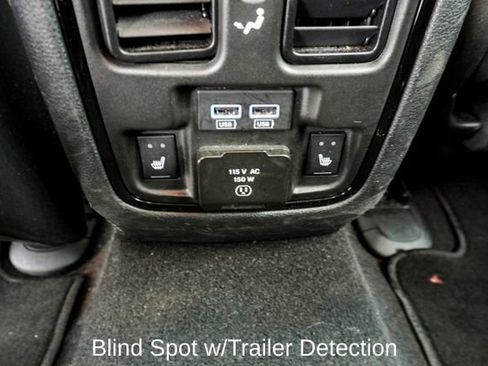 Used 2025 Dodge Durango R/T image 11