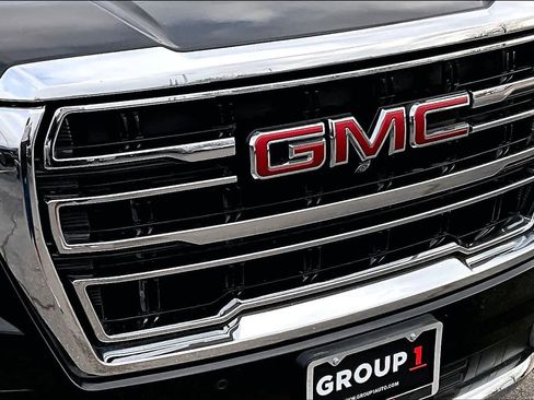 Used 2022 GMC Yukon SLT w/ SLT Premium Package image 30