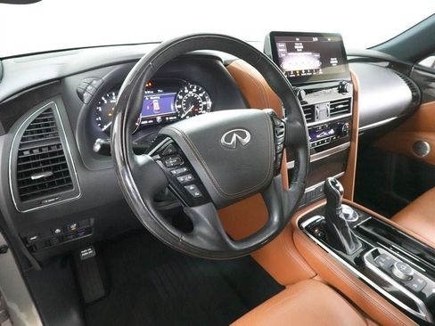 Used 2023 INFINITI QX80 Sensory w/ All-Season Package AWD/4WD image 26